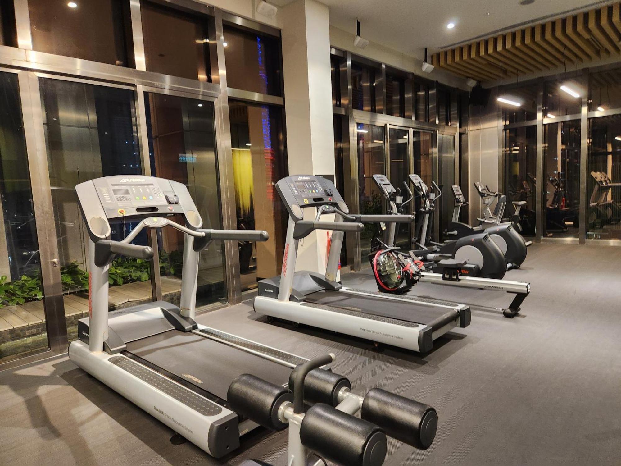 Victoria Home Tropicana The Residence Klcc Bukit Bintang 吉隆坡 外观 照片