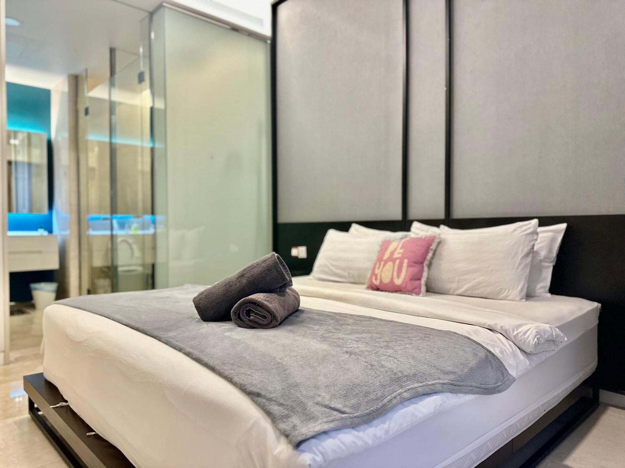 Victoria Home Tropicana The Residence Klcc Bukit Bintang 吉隆坡 外观 照片